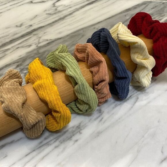1379 Set of 7 Scrunchies Different Colors CorduroyNWT - Picture 1 of 8